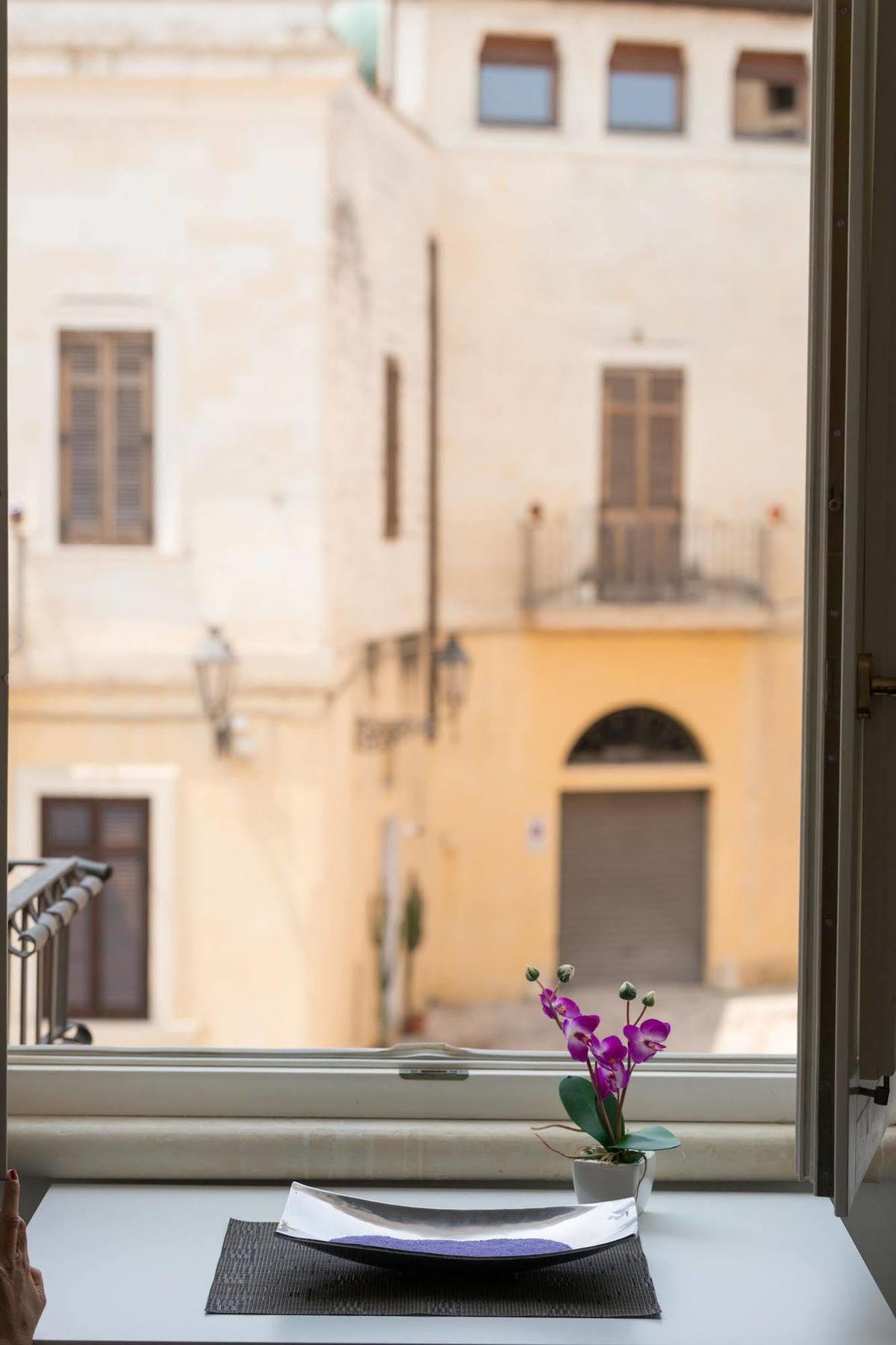 Gatto Bianco La Dimora Storica Bed & Breakfast Lecce Exterior photo